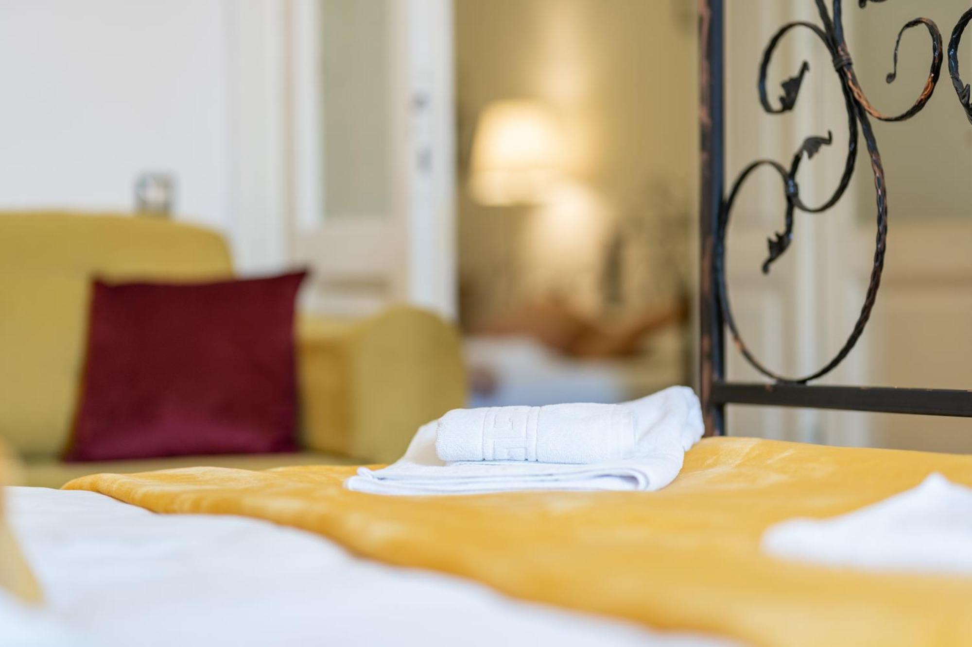 Cozy Spacious 5 Star In The Heart Of Historic Center Cluj-Napoca